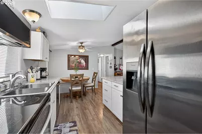 4155 NE Three Mile Ln #74, McMinnville, OR 97128 - Photo 8