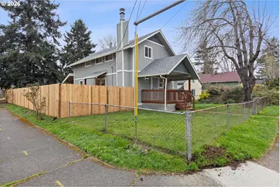 9828 SE Ellis St, Portland, OR 97266 - Photo 2