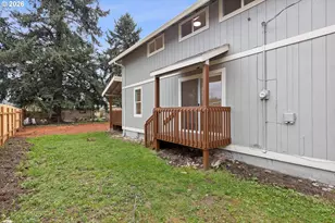 9828 SE Ellis St, Portland, OR 97266 - Photo 28