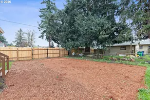 9828 SE Ellis St, Portland, OR 97266 - Photo 30