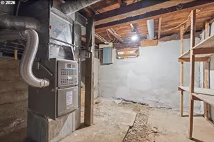 9828 SE Ellis St, Portland, OR 97266 - Photo 32