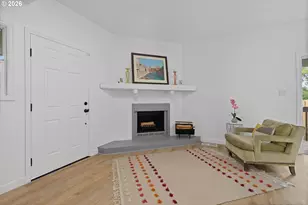 9828 SE Ellis St, Portland, OR 97266 - Photo 4