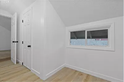 9828 SE Ellis St, Portland, OR 97266 - Photo 24