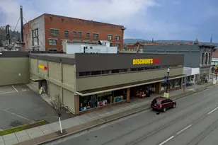 212 E 2nd St, The Dalles, OR 97058 - Photo 1