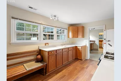 13635 SW Hall Blvd, Portland, OR 97223 - Photo 12