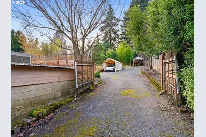 13635 SW Hall Blvd, Portland, OR 97223 - Photo 34