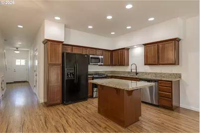 20028 Berge View Ave, Oregon City, OR 97045 - Photo 6