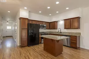 20028 Berge View Ave, Oregon City, OR 97045 - Photo 6