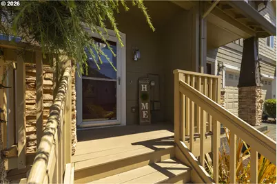 20028 Berge View Ave, Oregon City, OR 97045 - Photo 4