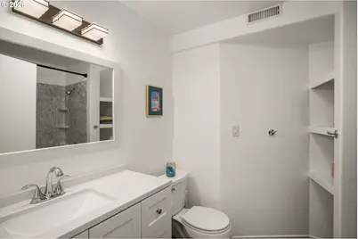 12040 NW Lovejoy St, Portland, OR 97229 - Photo 16