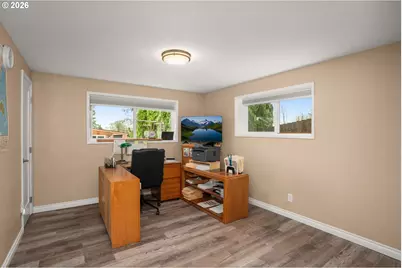 12040 NW Lovejoy St, Portland, OR 97229 - Photo 14