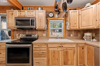 237 Bonanza St, Sumpter, OR 97877 - Photo 6