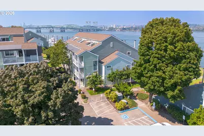 129 N Hayden Bay Dr #BLDG  F, Portland, OR 97217 - Photo 4