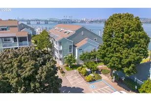 129 N Hayden Bay Dr, Portland, OR 97217 - Photo 4
