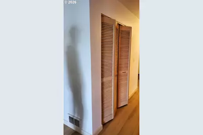 129 N Hayden Bay Dr #BLDG  F, Portland, OR 97217 - Photo 24