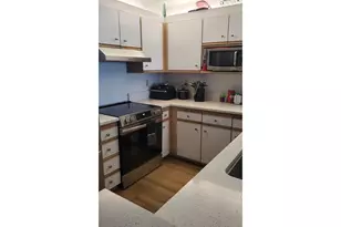 129 N Hayden Bay Dr, Portland, OR 97217 - Photo 6
