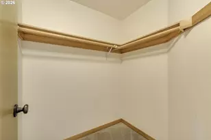 8806 N Fiske Ave, Portland, OR 97203 - Photo 16