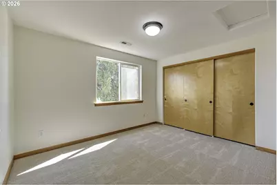 8806 N Fiske Ave, Portland, OR 97203 - Photo 20