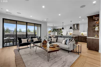 231 W Koa St, Washougal, WA 98671 - Photo 8