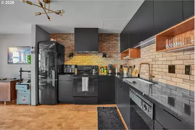 1420 NW Lovejoy St #204, Portland, OR 97209 - Photo 28