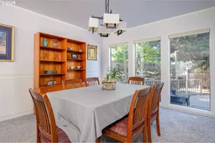 6031 SE Aldercrest Rd, Milwaukie, OR 97267 - Photo 10