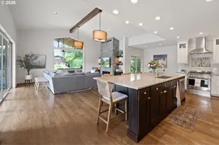 11657 SW 19th Ave, Portland, OR 97219 - Photo 14