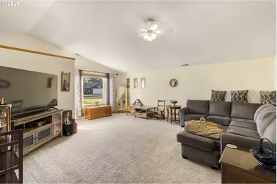 247 SW Manzanita St, McMinnville, OR 97128 - Photo 8