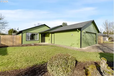 247 SW Manzanita St, McMinnville, OR 97128 - Photo 2