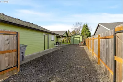 247 SW Manzanita St, McMinnville, OR 97128 - Photo 38
