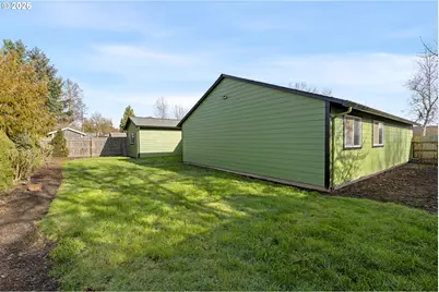 247 SW Manzanita St, McMinnville, OR 97128 - Photo 36