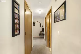 247 SW Manzanita St, McMinnville, OR 97128 - Photo 22