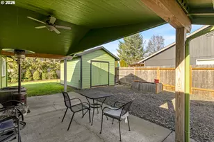 247 SW Manzanita St, McMinnville, OR 97128 - Photo 12