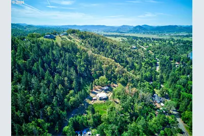 331 Hemlock Ln, Roseburg, OR 97471 - Photo 44