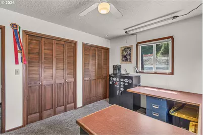 331 Hemlock Ln, Roseburg, OR 97471 - Photo 36