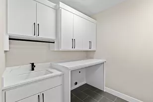 3652 NW Lana Pl, Portland, OR 97229 - Photo 40