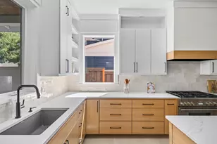 3652 NW Lana Pl, Portland, OR 97229 - Photo 20