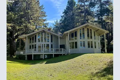 31640 Spruce Dr, Gold Beach, OR 97444 - Photo 1