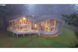 31640 Spruce Dr, Gold Beach, OR 97444 - Photo 46