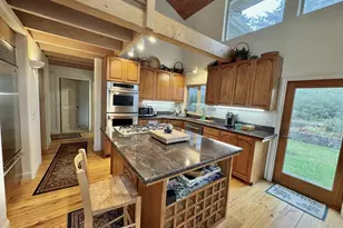 31640 Spruce Dr, Gold Beach, OR 97444 - Photo 8