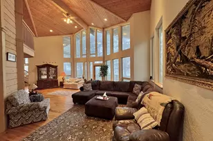 31640 Spruce Dr, Gold Beach, OR 97444 - Photo 18