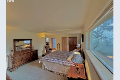 31640 Spruce Dr, Gold Beach, OR 97444 - Photo 22
