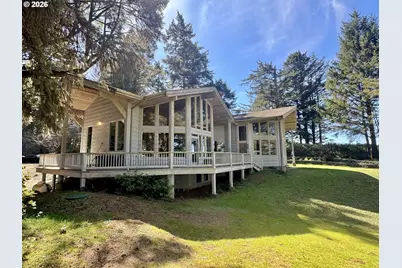 31640 Spruce Dr, Gold Beach, OR 97444 - Photo 48
