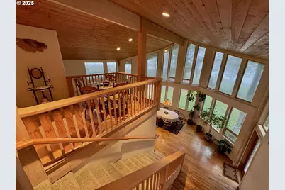31640 Spruce Dr, Gold Beach, OR 97444 - Photo 26
