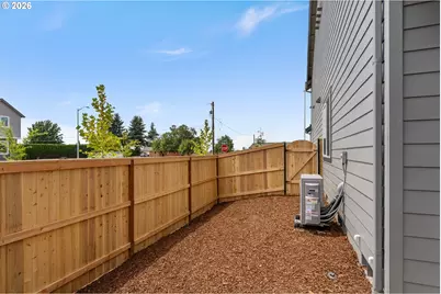 1584 Brown St, Woodburn, OR 97071 - Photo 36