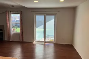 2846 Roanoke St, Woodburn, OR 97071 - Photo 8