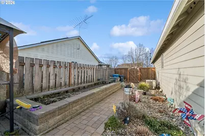 2846 Roanoke St, Woodburn, OR 97071 - Photo 26