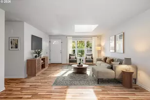 5803 SW 56th Ave, Portland, OR 97221 - Photo 8