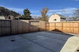 158 SE Mosher Ave, Roseburg, OR 97470 - Photo 20