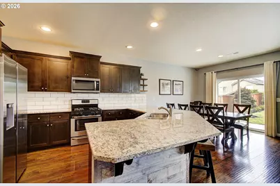 915 N Gibert Ct, Ridgefield, WA 98642 - Photo 8