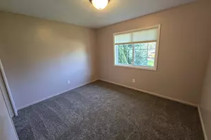 4002 Oak St, Longview, WA 98632 - Photo 24